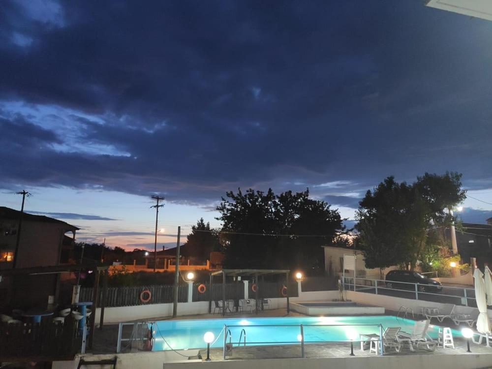 Estia Aparthotel Orestiás Ngoại thất bức ảnh